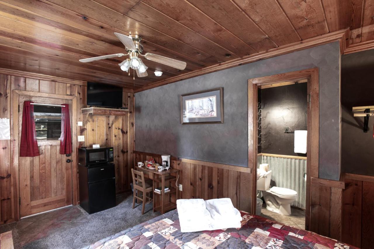 Apache Village 7, Queen Bed, Midtown, Sleeps 2 Ruidoso Exterior foto