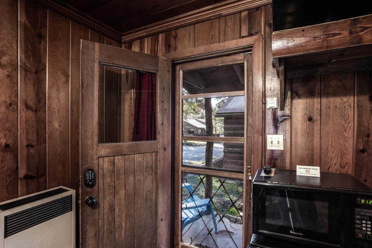 Apache Village 7, Queen Bed, Midtown, Sleeps 2 Ruidoso Exterior foto